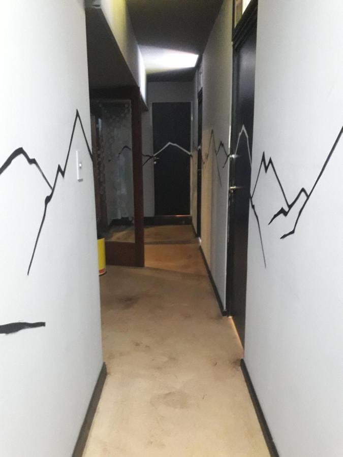 Moving Hostel Travel Bar ซานคาร์ลอส เด บาริโลเช ภายนอก รูปภาพ