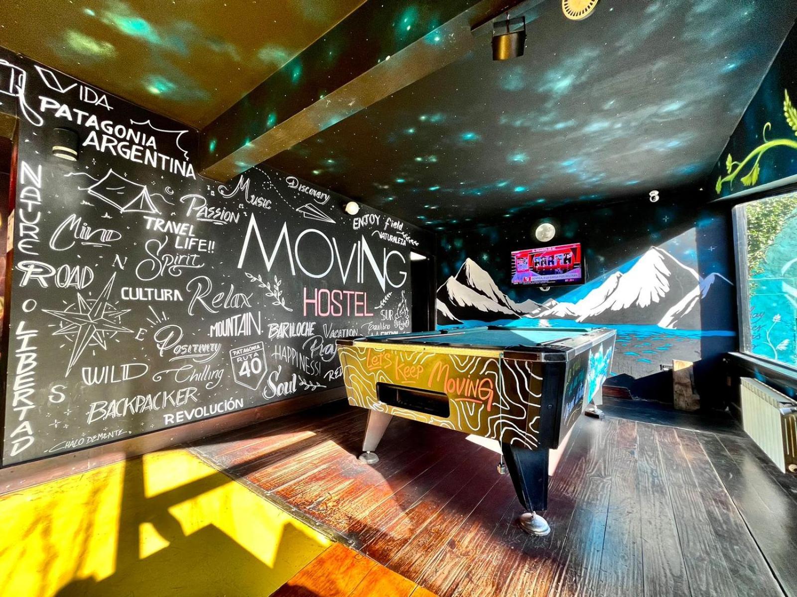 Moving Hostel Travel Bar ซานคาร์ลอส เด บาริโลเช ภายนอก รูปภาพ