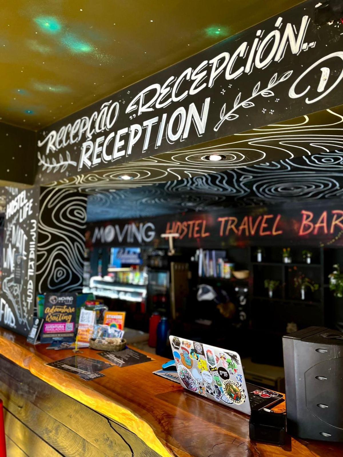 Moving Hostel Travel Bar ซานคาร์ลอส เด บาริโลเช ภายนอก รูปภาพ