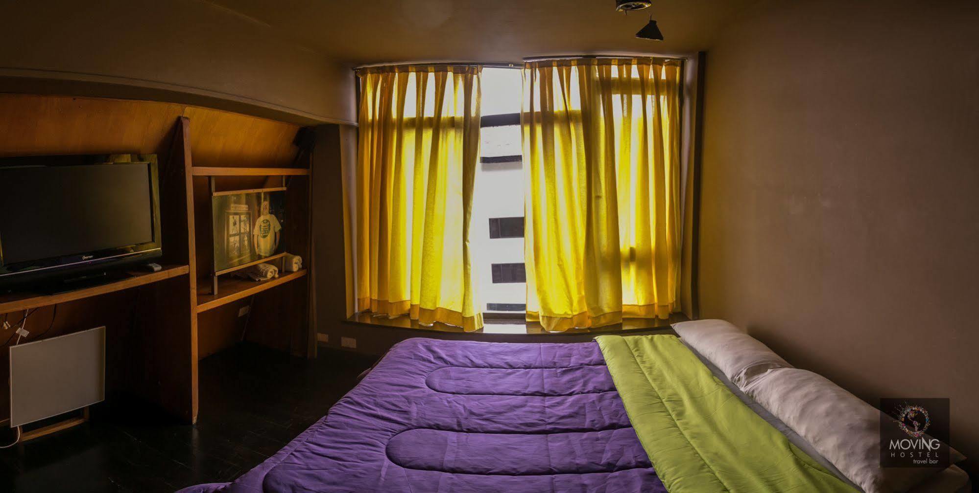 Moving Hostel Travel Bar ซานคาร์ลอส เด บาริโลเช ภายนอก รูปภาพ